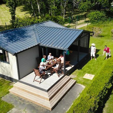 Camping Des Loisirs Evron Ξενοδοχείο Εξωτερικό φωτογραφία