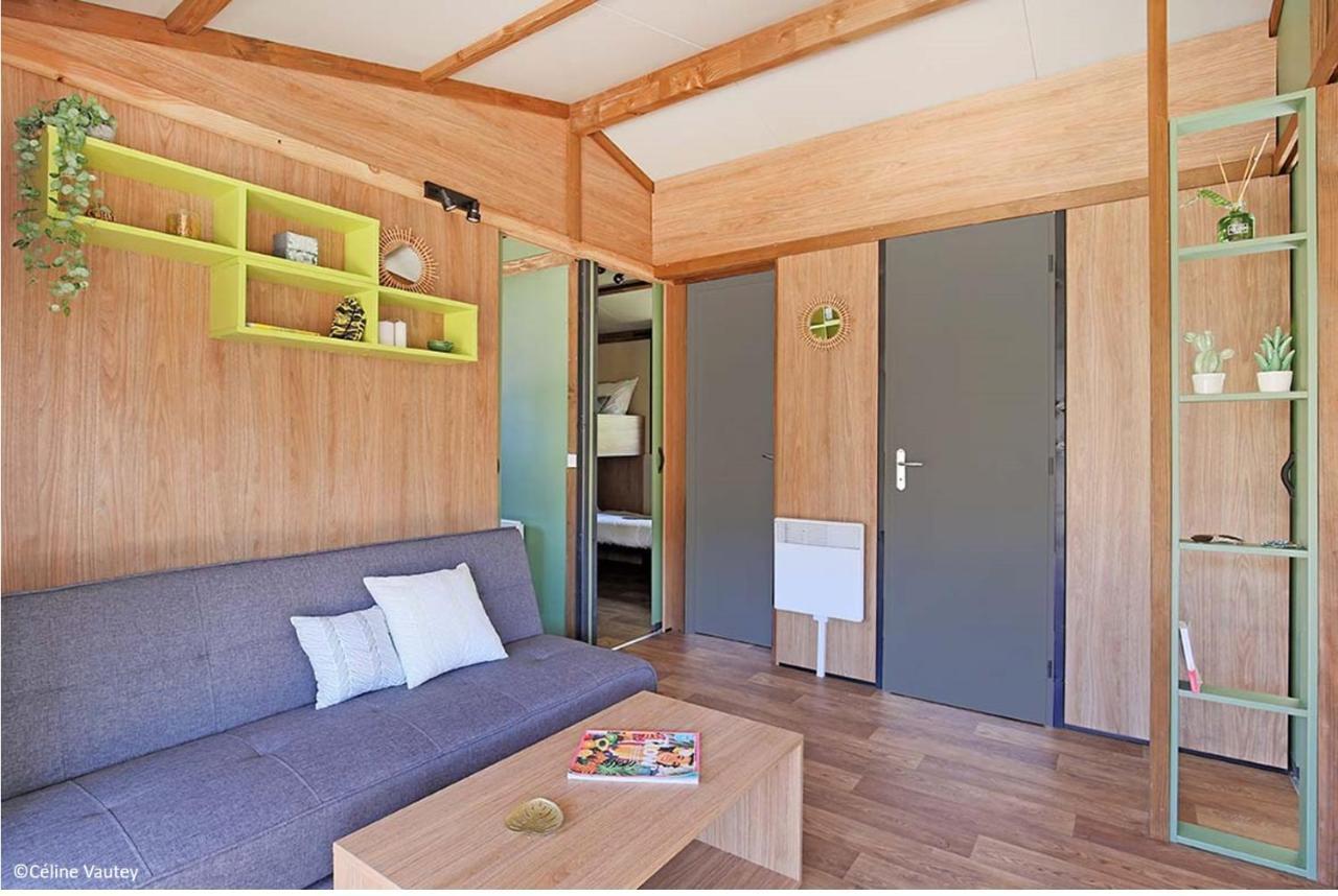 Camping Des Loisirs Evron Ξενοδοχείο Εξωτερικό φωτογραφία